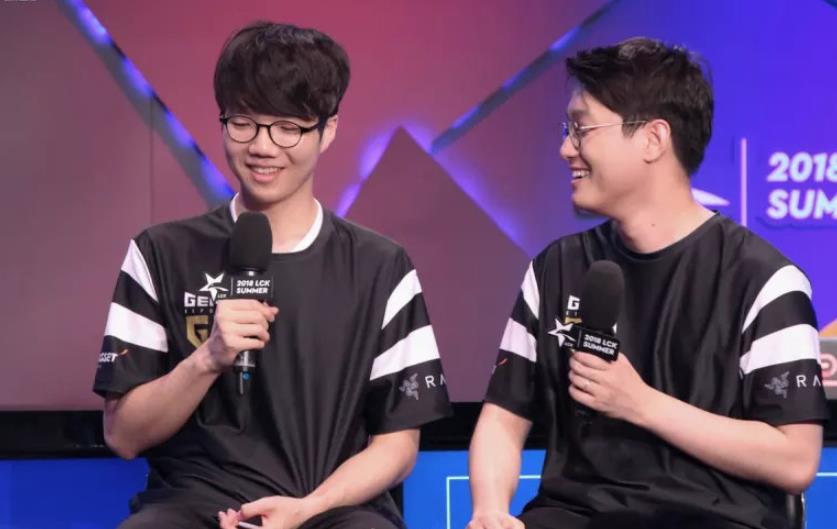 表现出色 表现出色