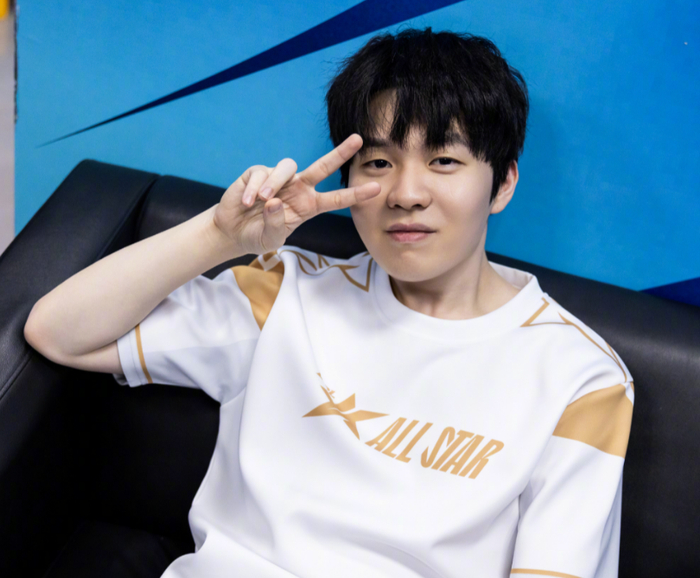 他完成首扑 他完成首扑